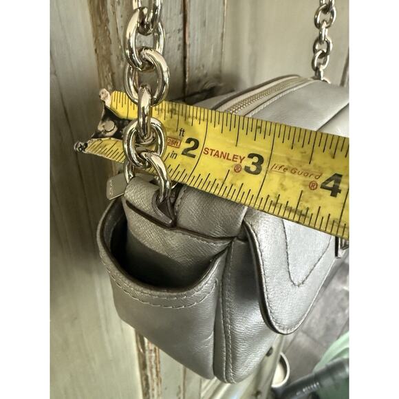 COACH CAMPBELL LEATHER SILVER CAMERA CROSSBODY SATCHEL HANDBAG PURSE TURN LOCK - Picture 4 of 14